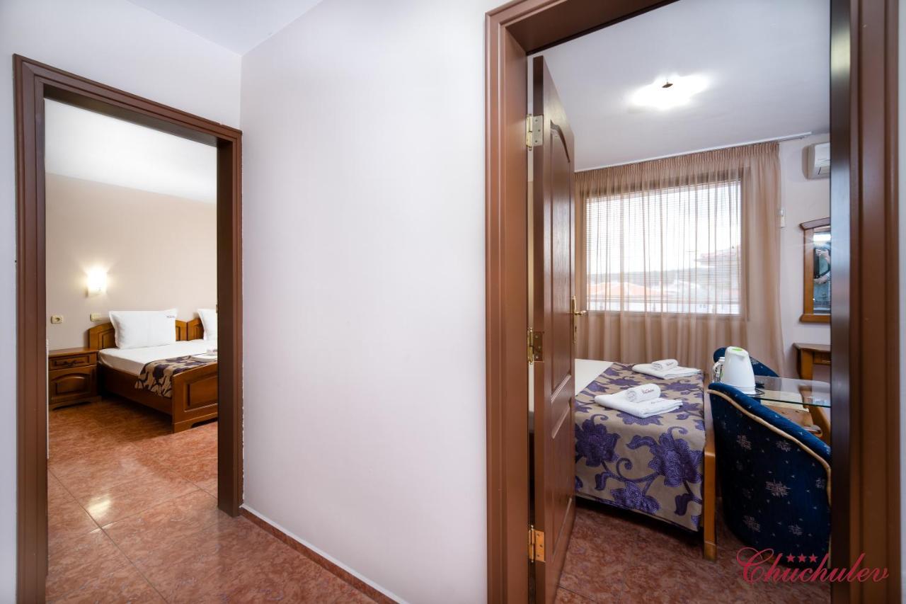 Hotel Chuchulev Sozopol Esterno foto