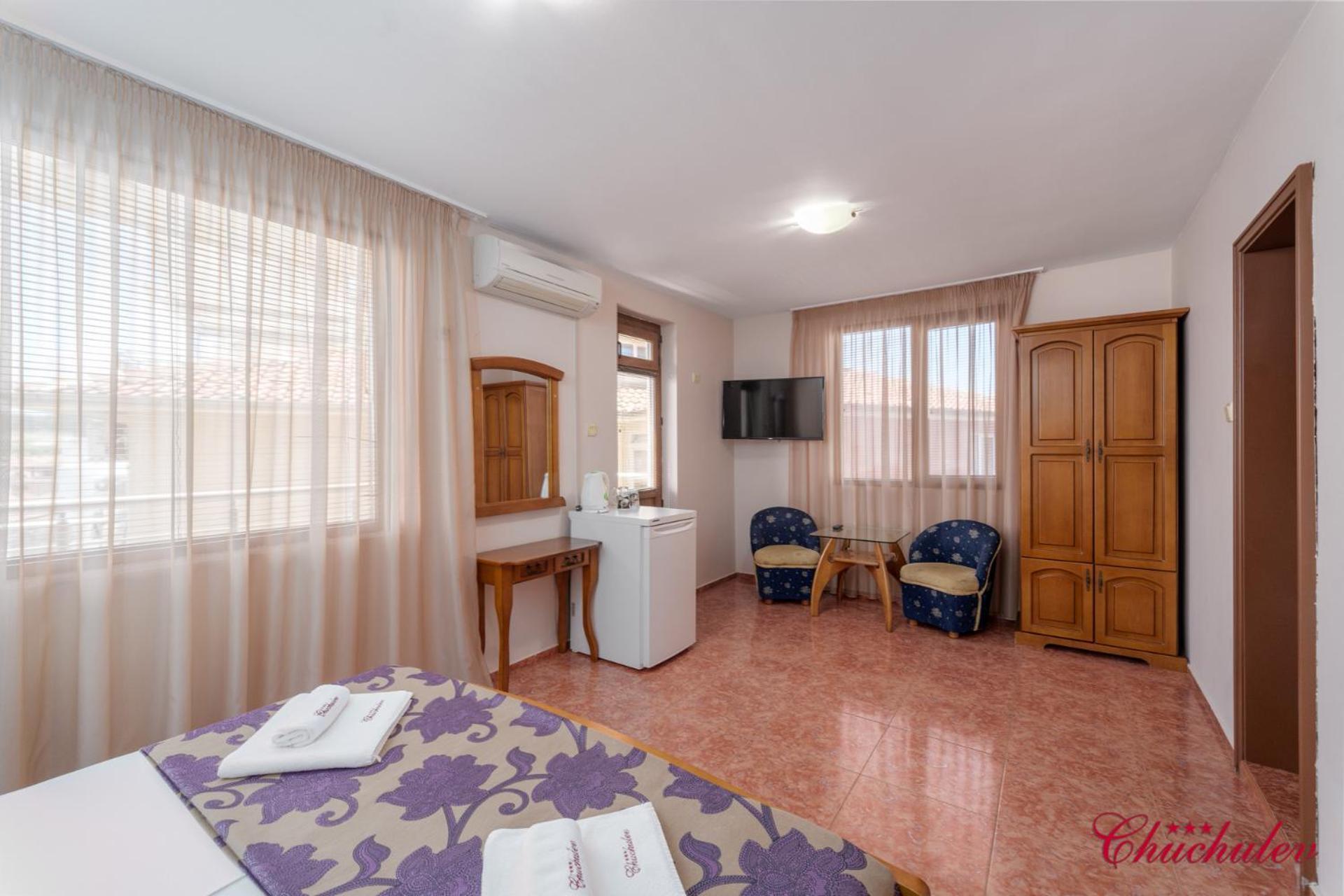 Hotel Chuchulev Sozopol Esterno foto